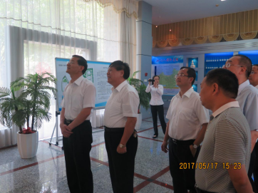 龍巖市市長林興祿，龍巖市委副書記、新羅區(qū)委書記何明華 蒞臨我司視察指導(dǎo)工作